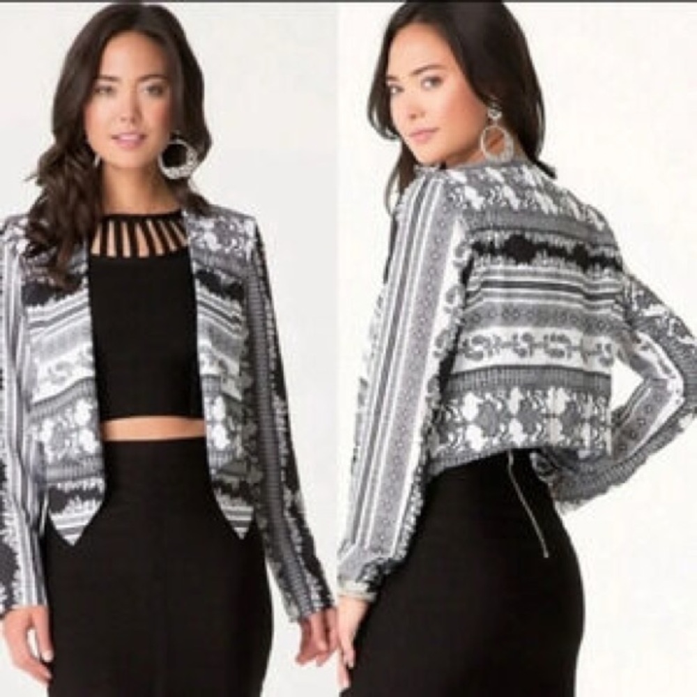 BEBE black and white printed asym jacket sz 6